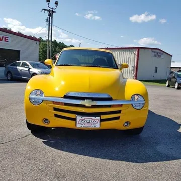 2003 Chevrolet SSR LS Convertible Pickup 2D