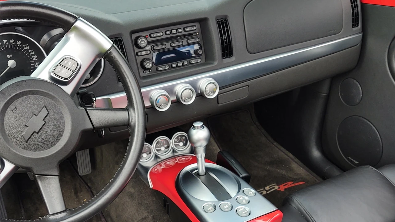 2003 Chevrolet SSR - Image 5 of 7