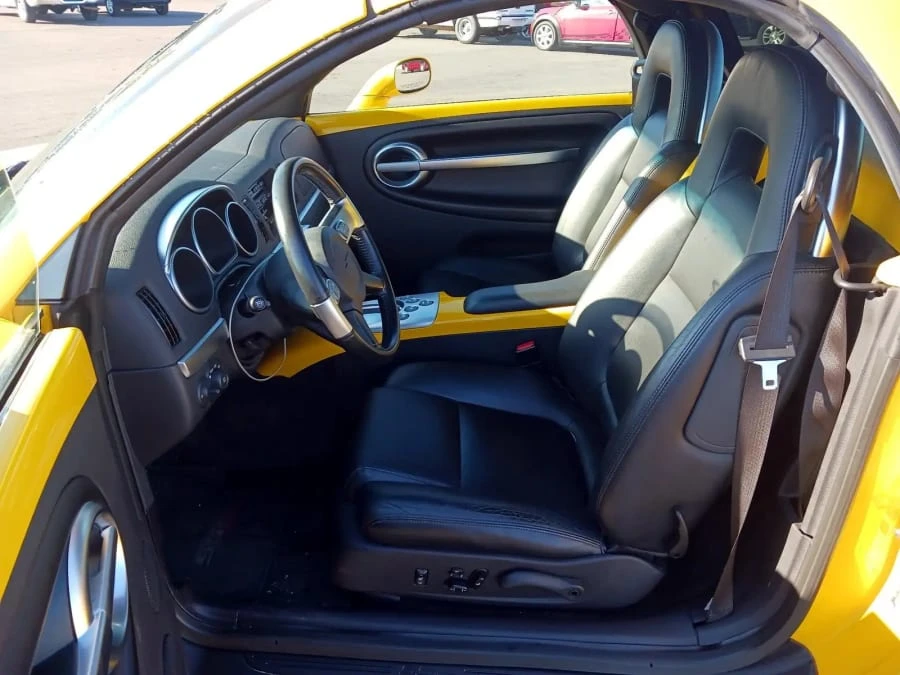2003 Chevrolet SSR - Image 4 of 12