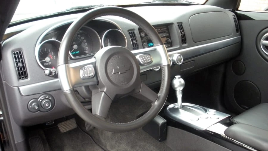 2003 Chevrolet SSR - Image 4 of 8