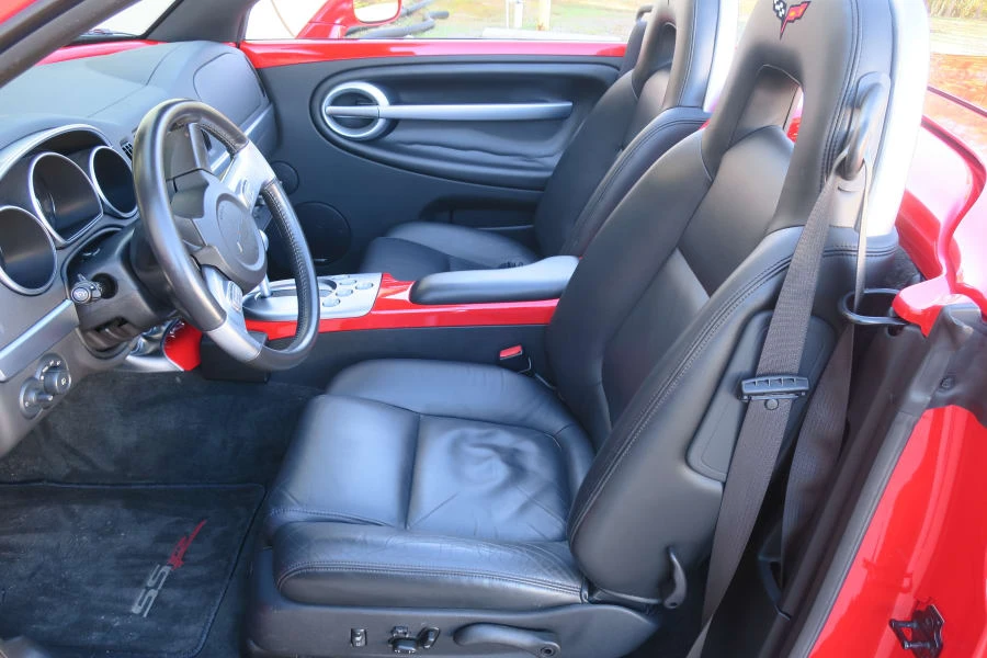 2003 Chevrolet SSR - Image 3 of 4