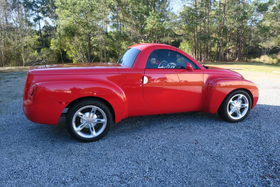 2003 Chevrolet SSR - Image 4 of 4