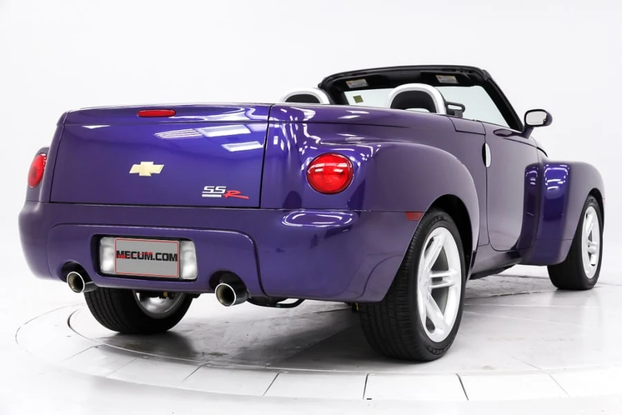 2003 Chevrolet SSR - Image 4 of 10