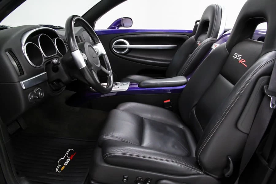 2003 Chevrolet SSR - Image 5 of 10