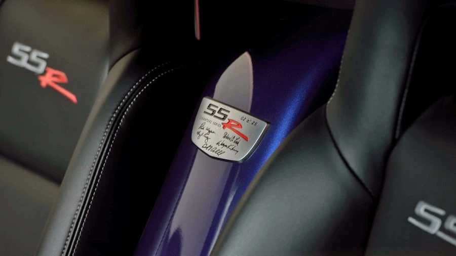 2003 Chevrolet SSR - Image 10 of 12