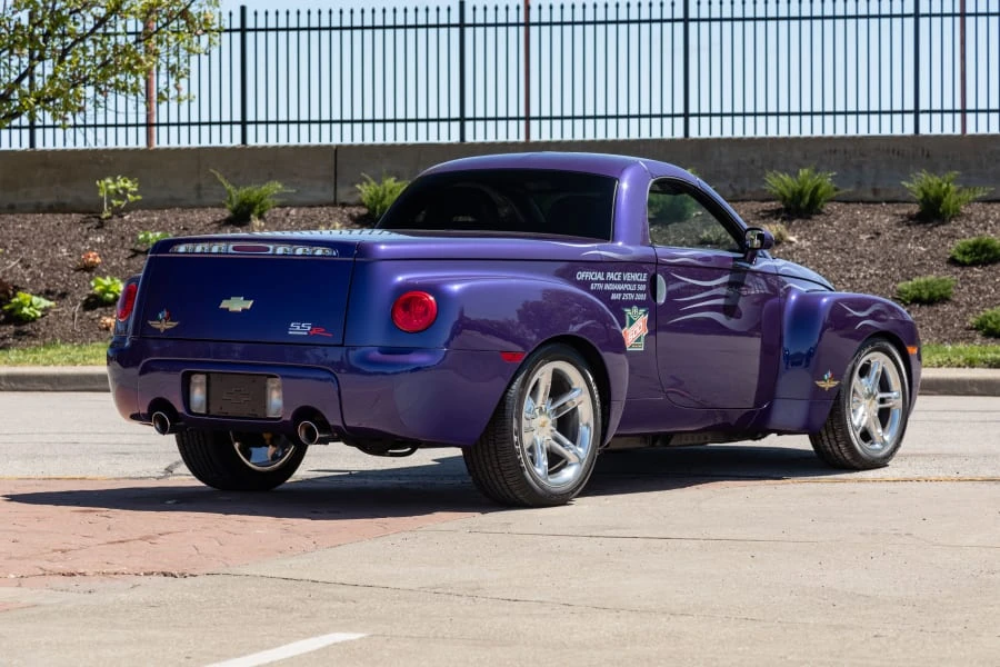2003 Chevrolet SSR - Image 3 of 31