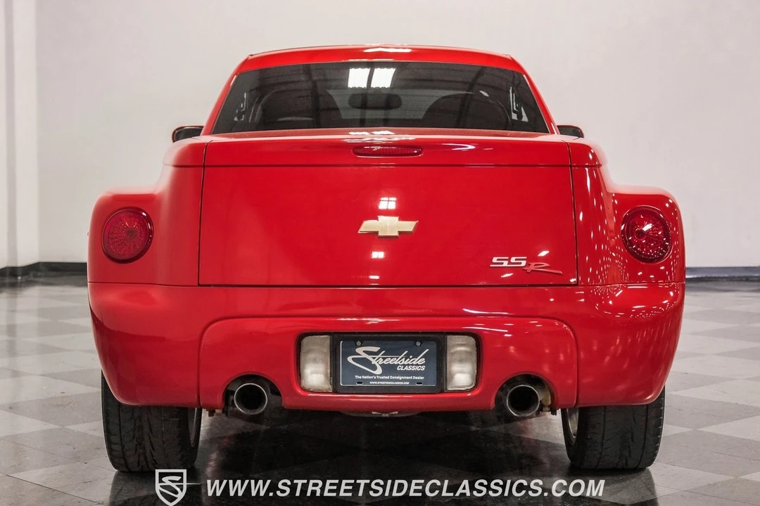2003 Chevrolet SSR - Image 10 of 12