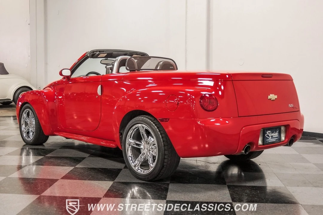 2003 Chevrolet SSR - Image 8 of 12