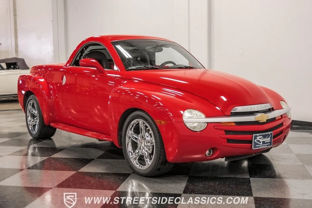 2003 Chevrolet SSR - Image 17 of 21