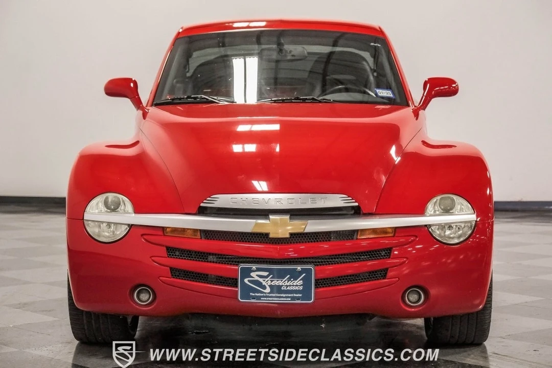 2003 Chevrolet SSR - Image 19 of 21