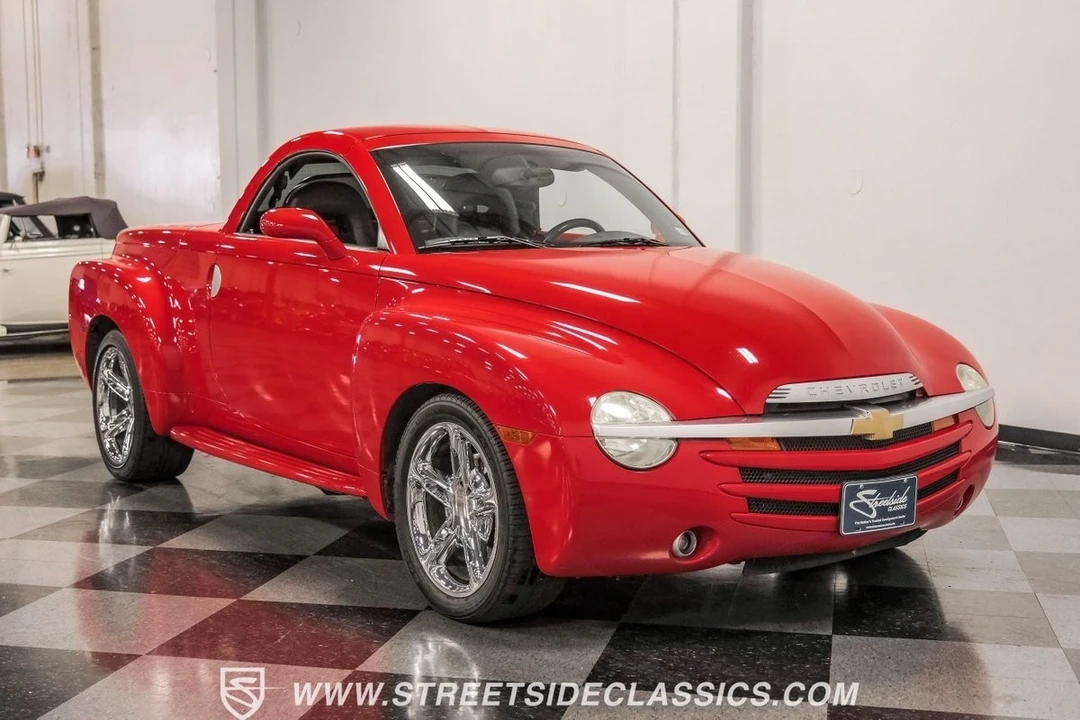 2003 Chevrolet SSR - Image 18 of 21