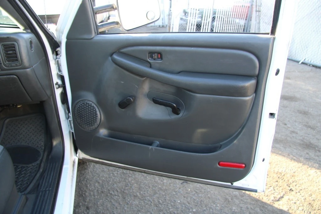 2003 Chevrolet Silverado 1st Gen - Image 18 of 21