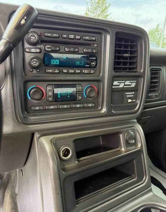 2003 Chevrolet Silverado 1st Gen - Image 19 of 20