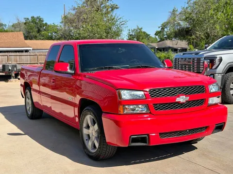 2003 Chevrolet Silverado 1500 SS Pickup 4D 6 1/2 ft