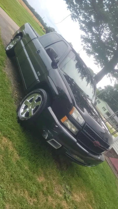 2003 Chevrolet Silverado 1st Gen - Image 2 of 11