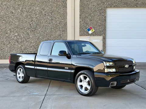 2003 Chevrolet Silverado 1500 Extended Cab SS Pickup 4D 6 1/2 ft