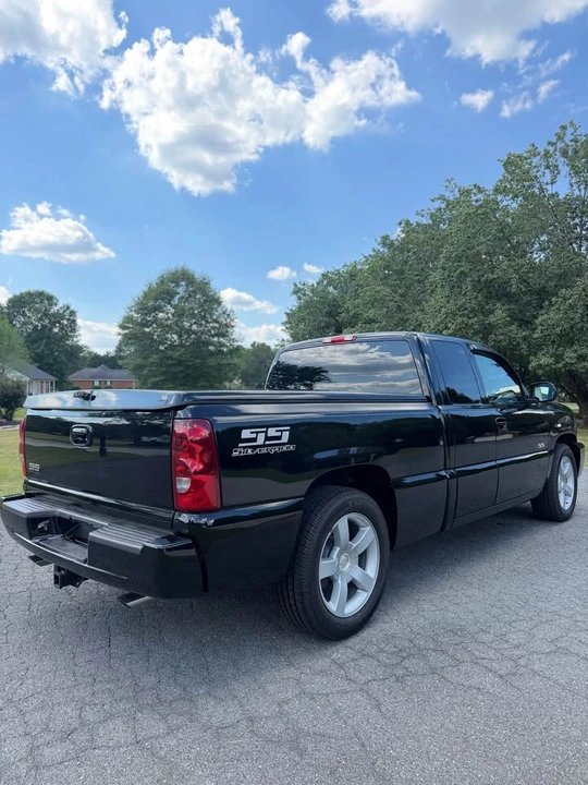 2003 Chevrolet Silverado 1st Gen - Image 3 of 15