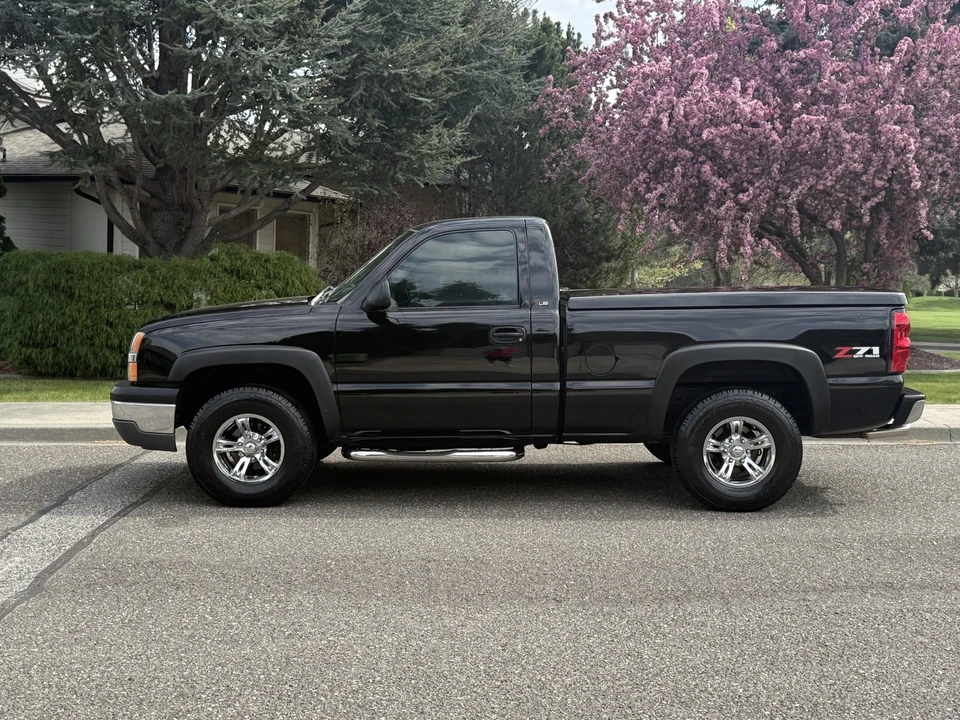 2003 Chevrolet Silverado 1st Gen - Image 2 of 21