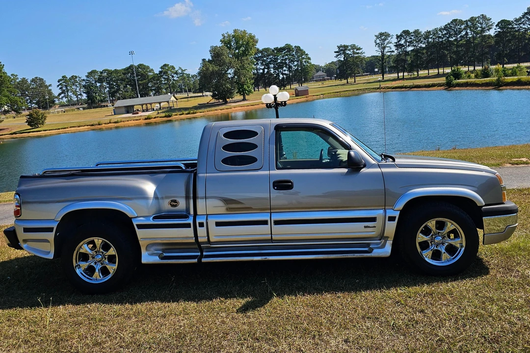 2003 Chevrolet Silverado 2nd Gen - Image 3 of 31