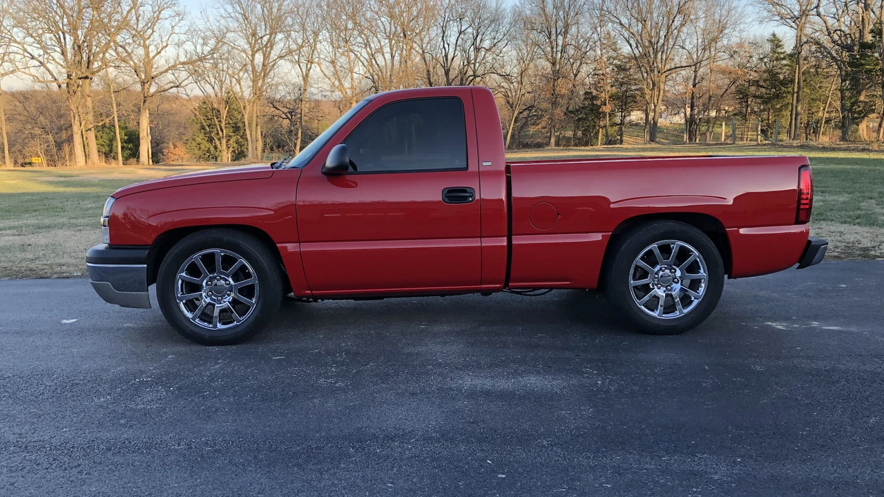 2003 Chevrolet Silverado 1st Gen - Image 2 of 15