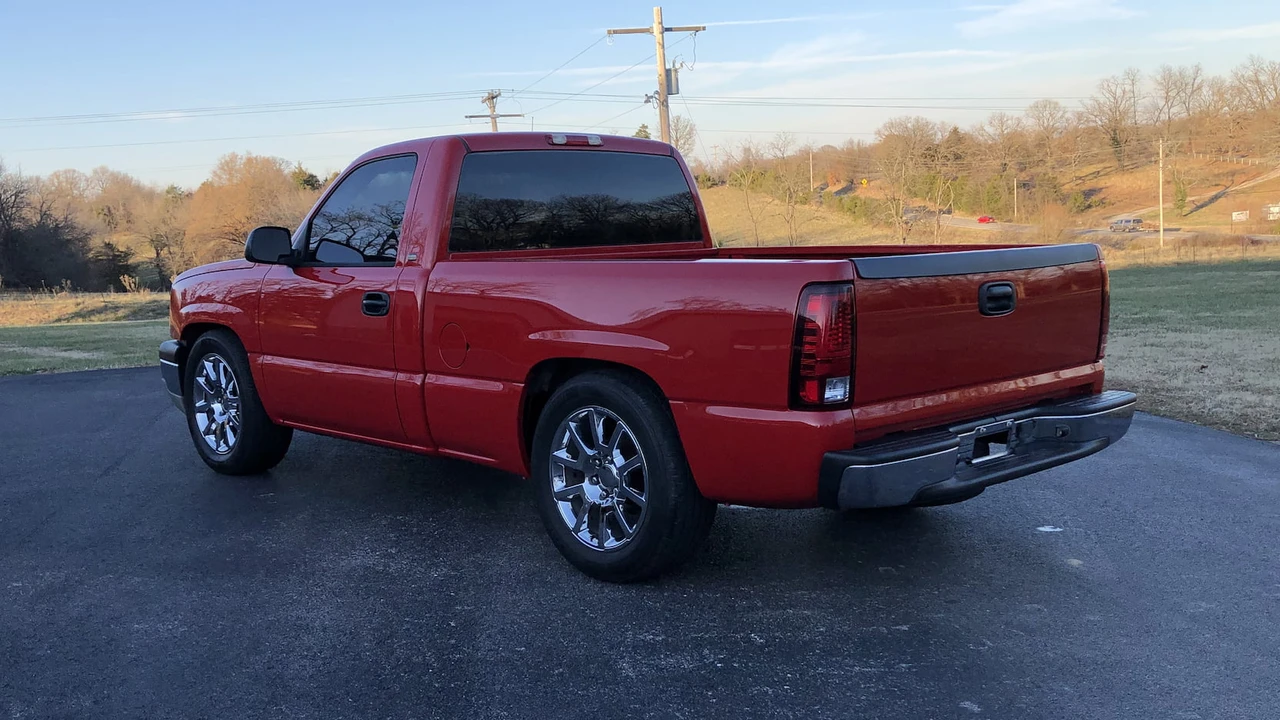 2003 Chevrolet Silverado 1st Gen - Image 3 of 15