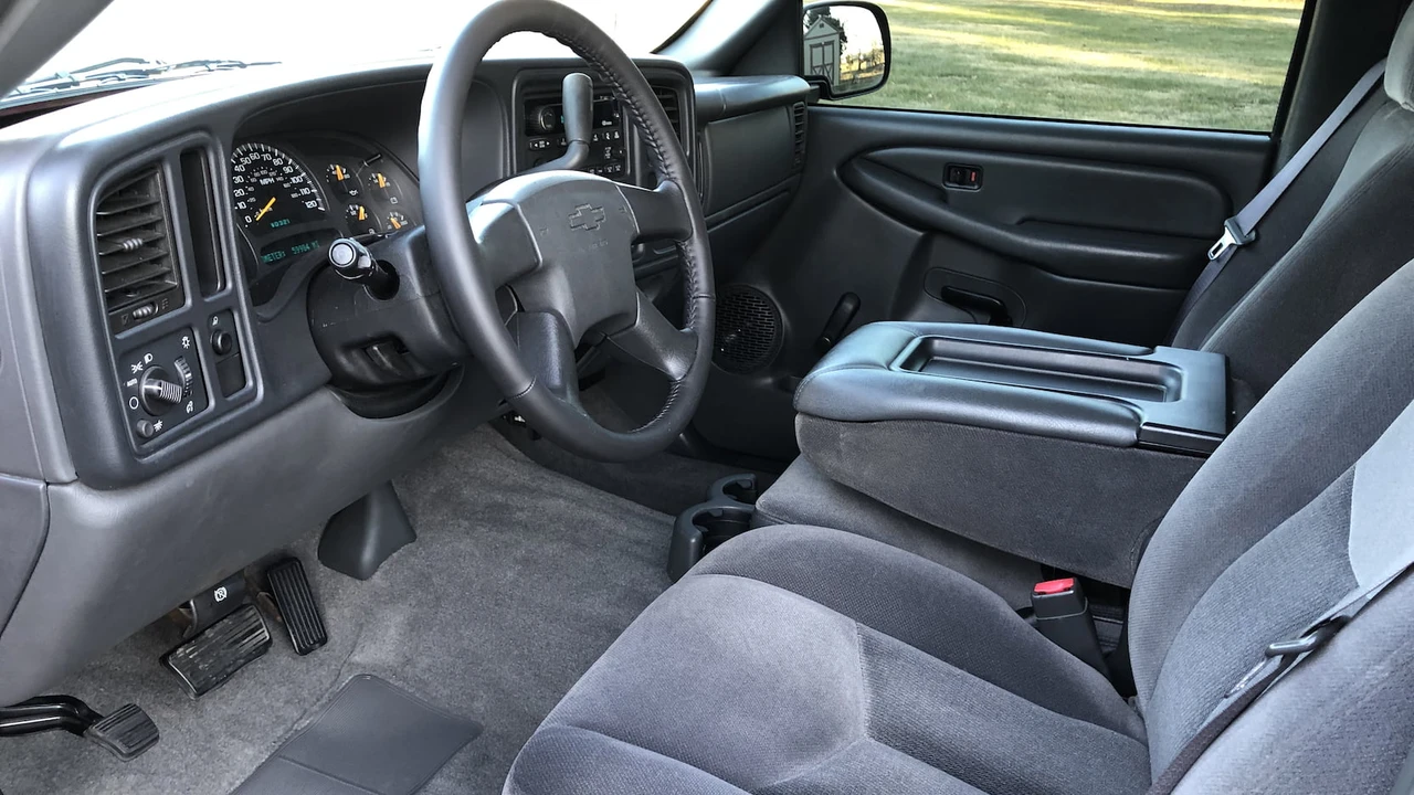 2003 Chevrolet Silverado 1st Gen - Image 4 of 15