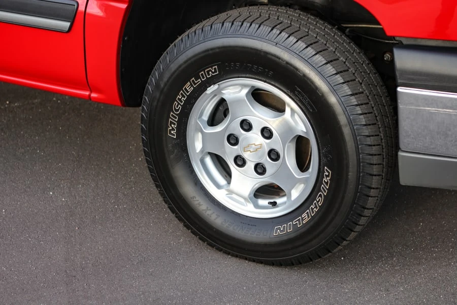 2003 Chevrolet Silverado 1st Gen - Image 6 of 31