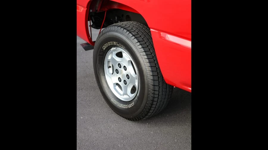 2003 Chevrolet Silverado 1st Gen - Image 10 of 31