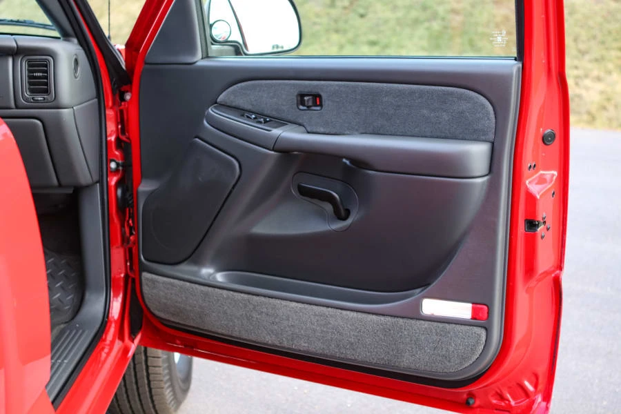 2003 Chevrolet Silverado 1st Gen - Image 12 of 31