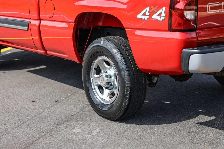 2003 Chevrolet Silverado 1st Gen - Image 15 of 31