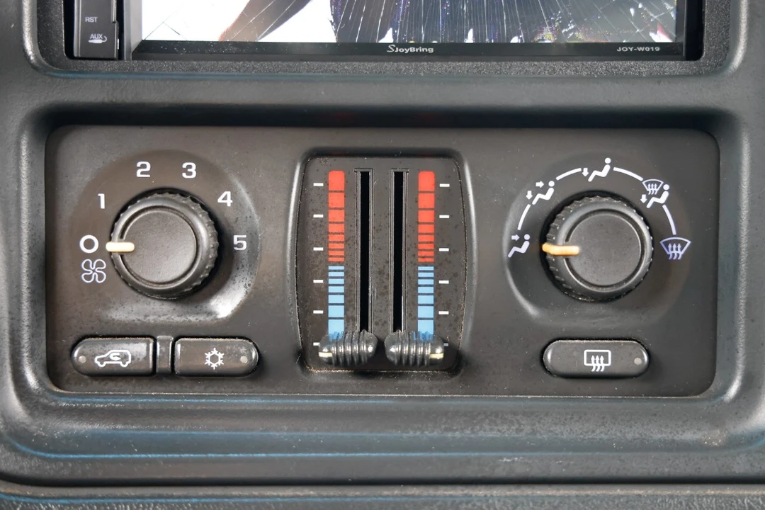 2003 Chevrolet Silverado 2nd Gen - Image 20 of 21