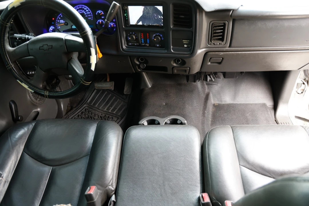 2003 Chevrolet Silverado 2nd Gen - Image 2 of 21