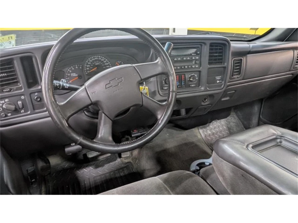 2003 Chevrolet Silverado 1st Gen - Image 8 of 9