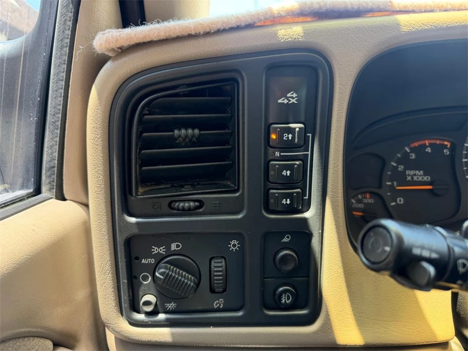 2003 Chevrolet Silverado 1st Gen - Image 14 of 25