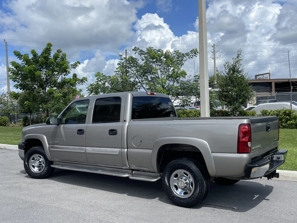 2003 Chevrolet Silverado Heavy Duty 1st Gen - Image 7 of 31