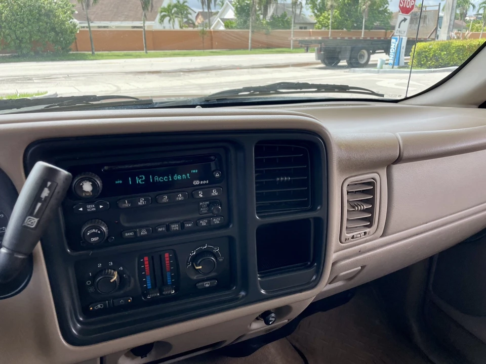 2003 Chevrolet Silverado Heavy Duty 1st Gen - Image 20 of 31