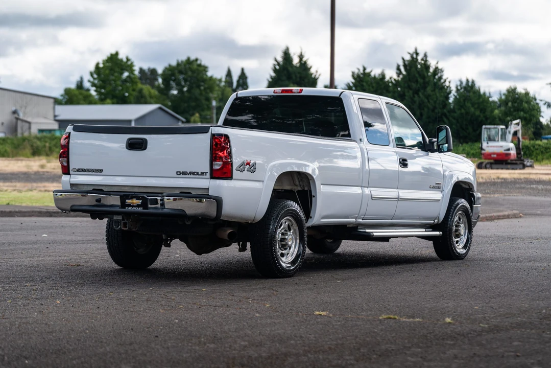 2003 Chevrolet Silverado Heavy Duty 1st Gen - Image 27 of 31
