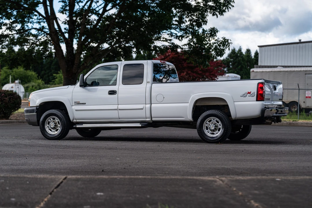 2003 Chevrolet Silverado Heavy Duty 1st Gen - Image 16 of 31