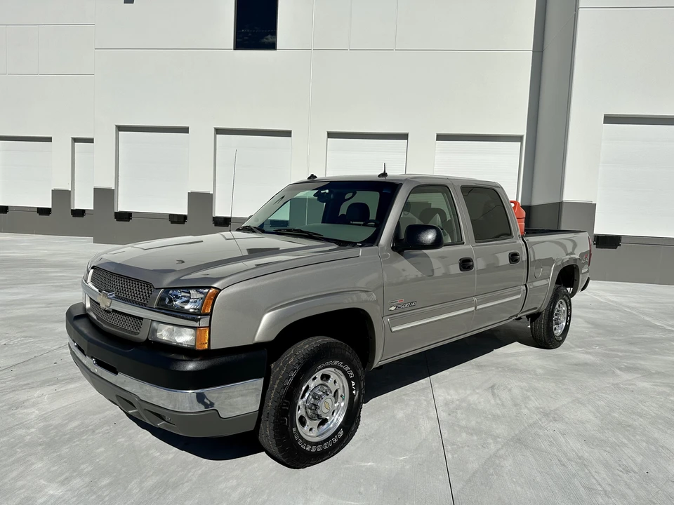 2003 Chevrolet Silverado Heavy Duty 1st Gen - Image 8 of 31