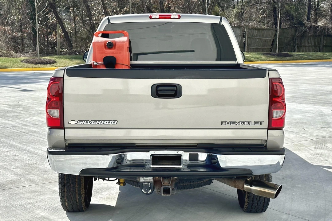 2003 Chevrolet Silverado Heavy Duty 1st Gen - Image 5 of 31