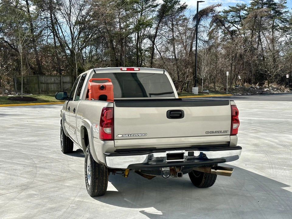 2003 Chevrolet Silverado Heavy Duty 1st Gen - Image 18 of 31