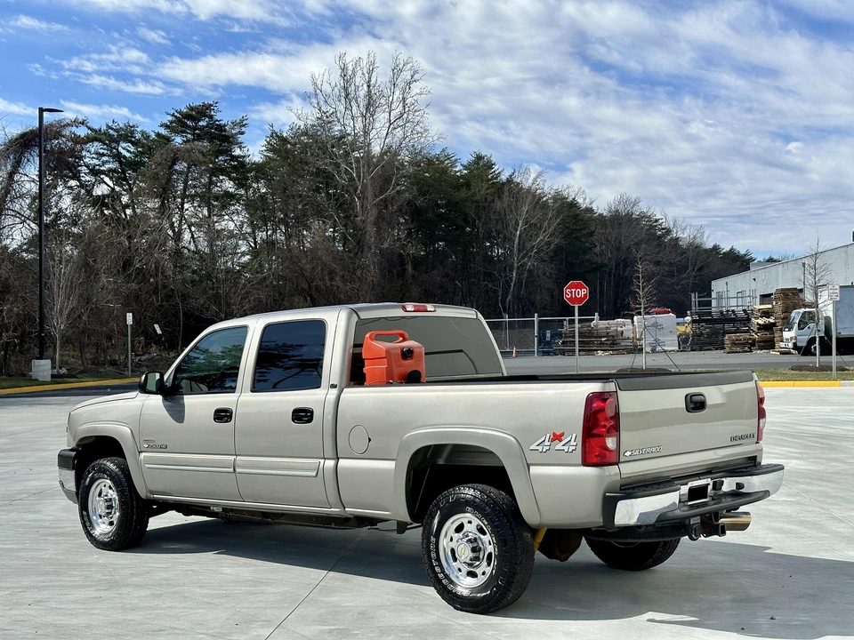 2003 Chevrolet Silverado Heavy Duty 1st Gen - Image 15 of 31