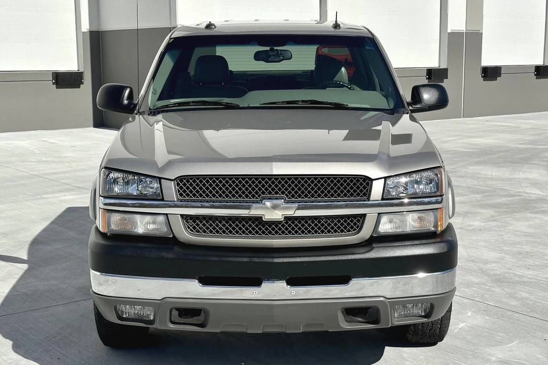 2003 Chevrolet Silverado Heavy Duty 1st Gen - Image 2 of 31