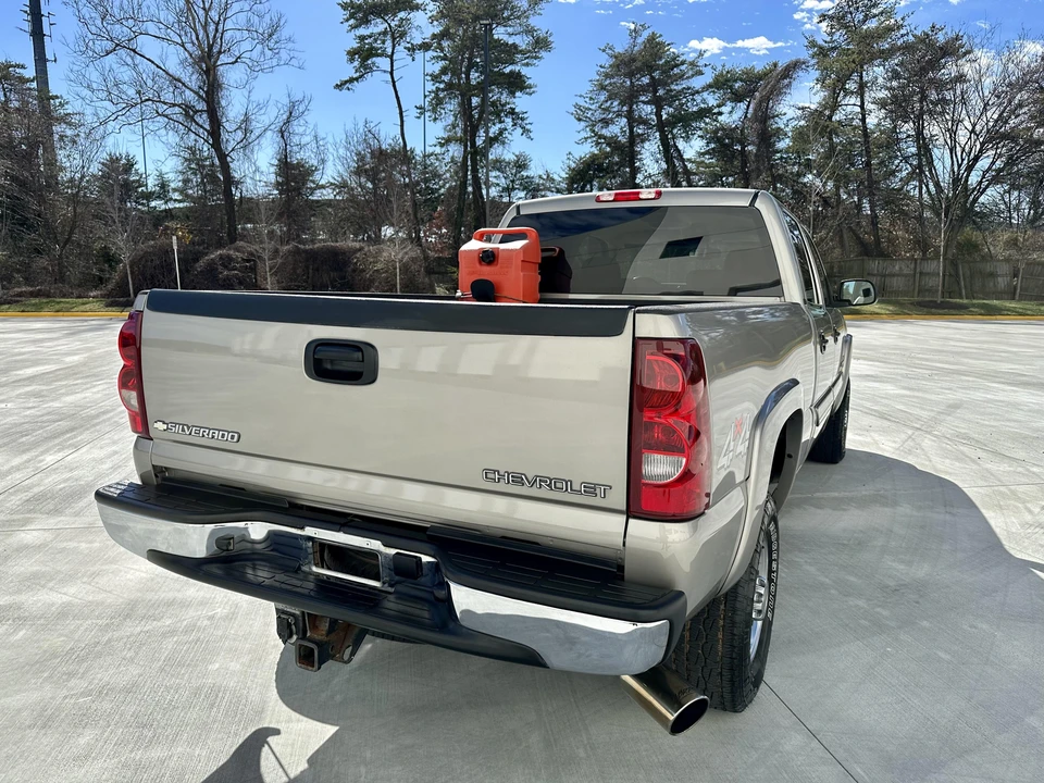 2003 Chevrolet Silverado Heavy Duty 1st Gen - Image 22 of 31