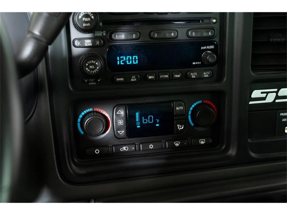 2003 Chevrolet Silverado 1st Gen - Image 28 of 31
