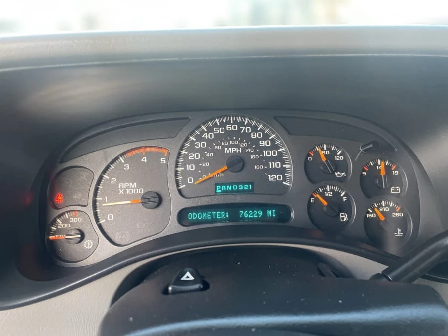2003 Chevrolet Silverado Heavy Duty 1st Gen - Image 6 of 8