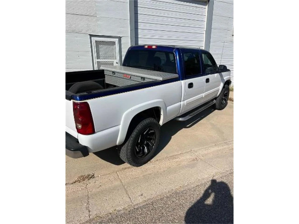2003 Chevrolet Silverado 1st Gen - Image 2 of 8