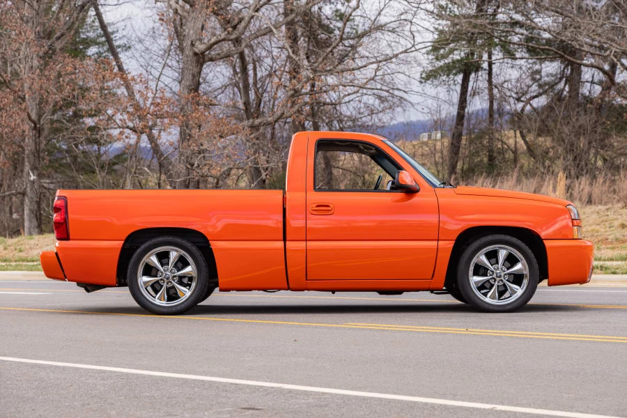 2003 Chevrolet Silverado 1st Gen - Image 2 of 31