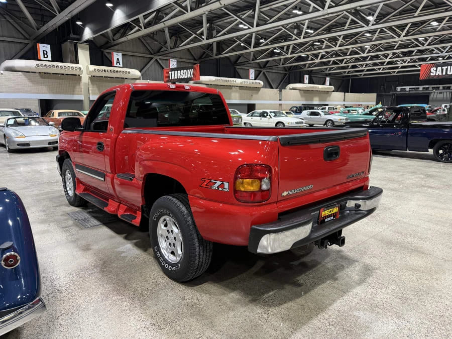 2003 Chevrolet Silverado 1st Gen - Image 2 of 7