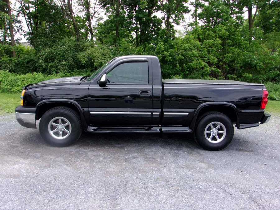 2003 Chevrolet Silverado 1st Gen - Image 2 of 5